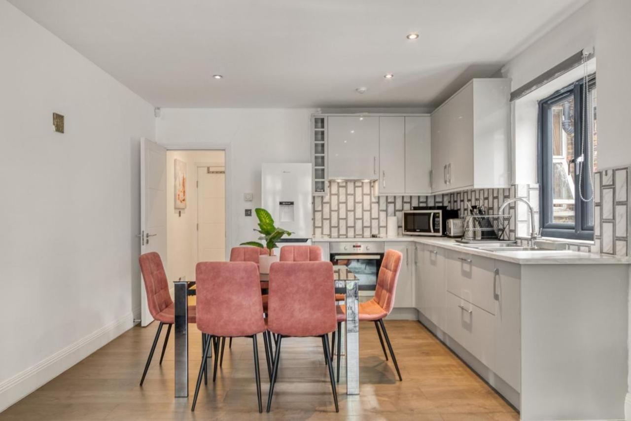 Luxurious Hidden Gem In Wandsworth Apartment London Exterior photo