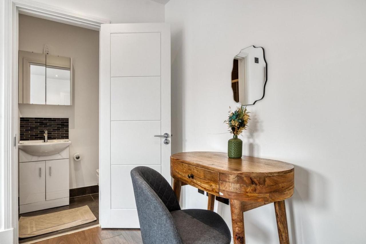 Luxurious Hidden Gem In Wandsworth Apartment London Exterior photo